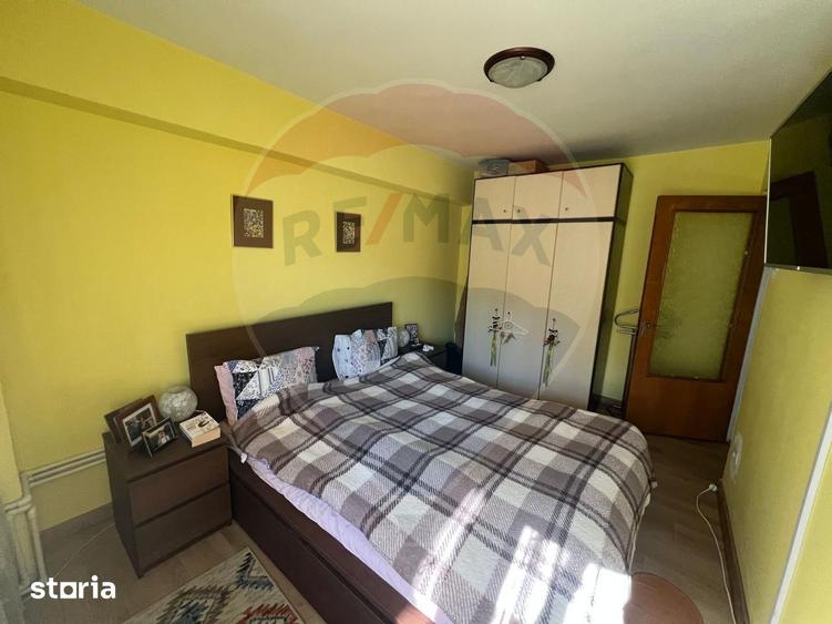 Apartament cu 2 camere decomandat, mobilat în Central
