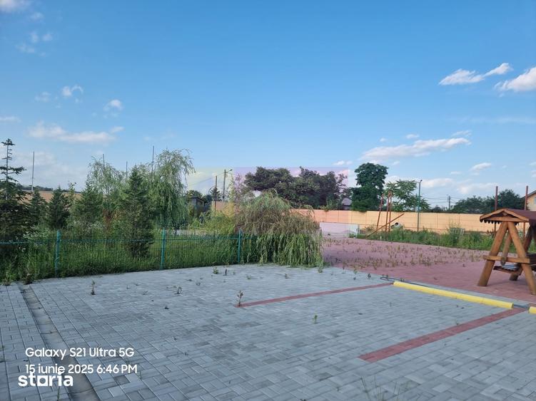 Casă cu 10 camere cu Teren 6000 Mp în Bulbucata