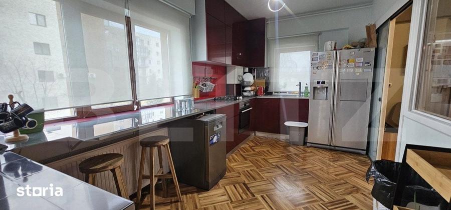 Apartament cu 4 camere în Răzvad