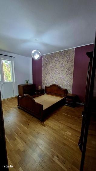 Apartament cu 3 camere decomandat în Trivale