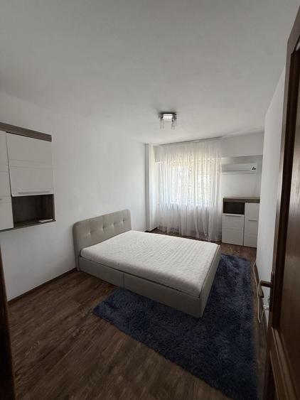 Apartament cu 4 camere decomandat în Ultracentral