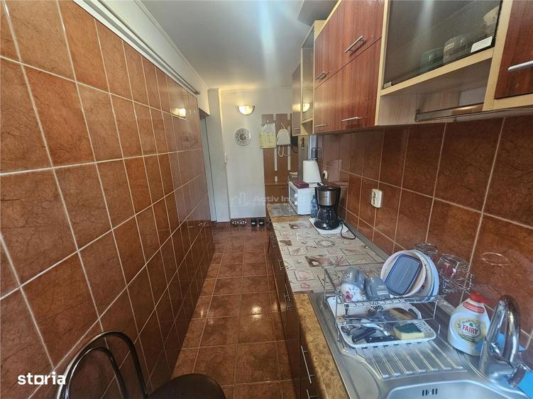 Apartament cu 3 camere, mobilat în Central