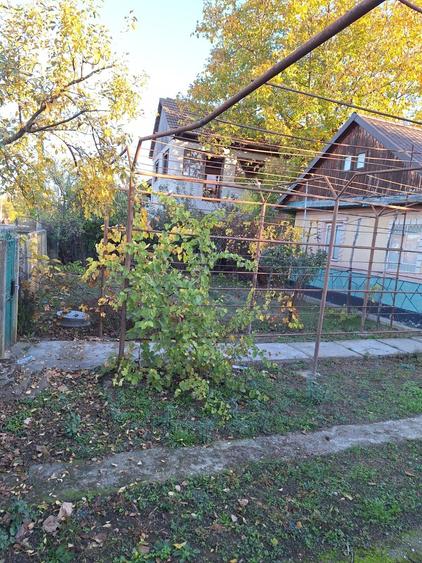Casă cu 3 camere în Lipia
