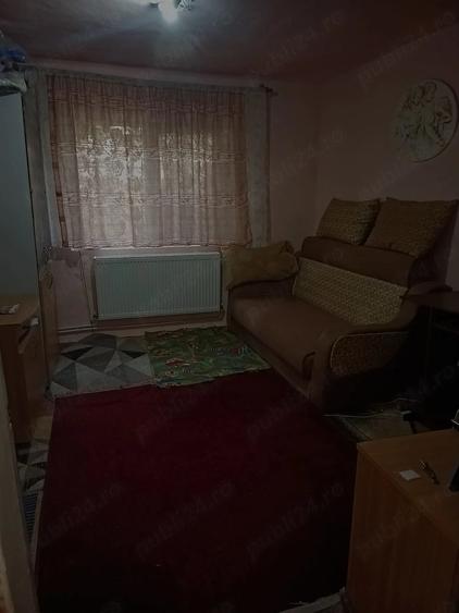 Casă cu 3 camere cu Teren 500 Mp în Central
