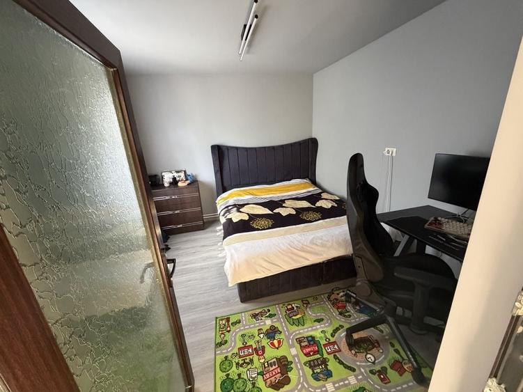 Casă cu 4 camere în Dunărea