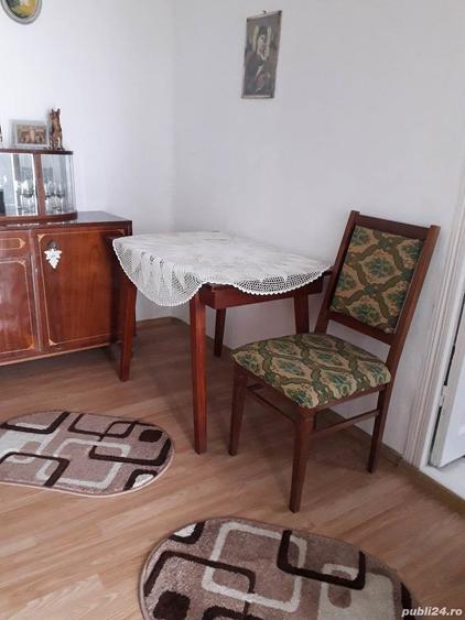 Casă cu 5 camere cu Teren 2000 Mp în Ivești
