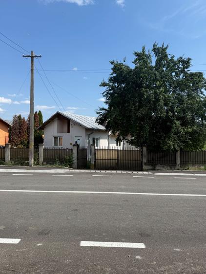 Casă cu 4 camere în Postârnacu