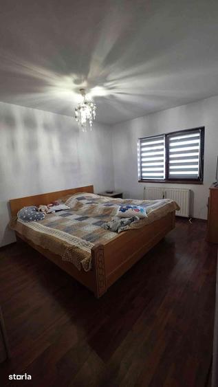Casă cu 4 camere cu Teren 1700 Mp în Gepiu