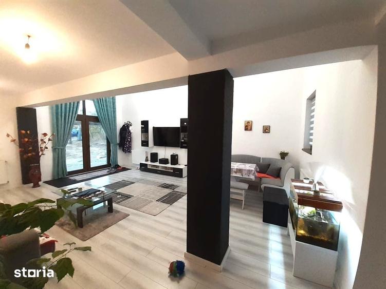 Casă cu 4 camere cu Teren 820 Mp în Rediu