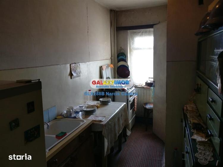 Apartament cu 2 camere decomandat în Aviației