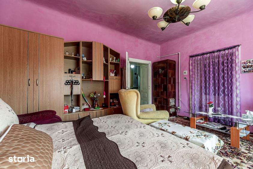 Casa 3 camere, bucatarie si baie, in zona centrala din Chisineu-Cris - 8