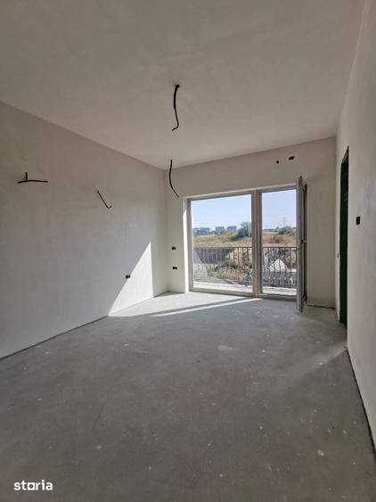 Casă cu 4 camere cu Teren 246 Mp în Tomis Nord