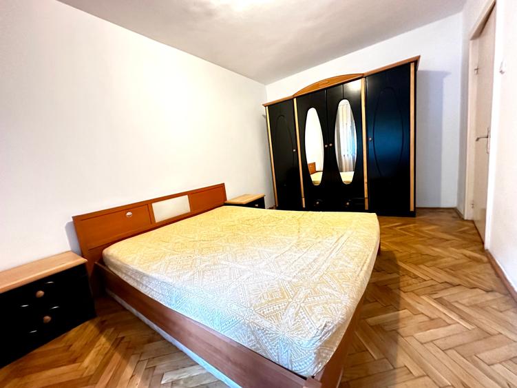 Apartament cu 3 camere în Spitalul Județean