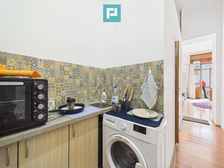 Apartament o cameră ultracentral, Piața Victoriei - 8