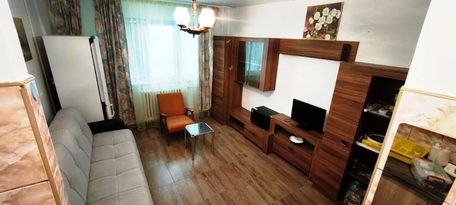Garsonieră nedecomandată, mobilată în Soarelui
