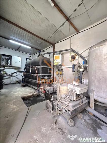 Spațiu comercial, de 240 mp, în Tinăud