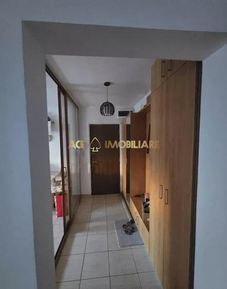 Apartament cu 3 camere decomandat, mobilat în Drumul Taberei
