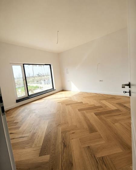 Casă cu 4 camere cu Teren 500 Mp în Corbeanca