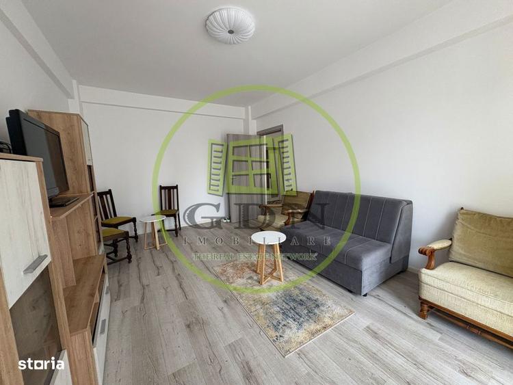 Apartament cu 2 camere decomandat, mobilat în Central