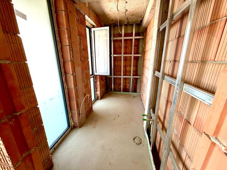 Duplex cu 4 camere cu Canalizare în Splaiul Unirii