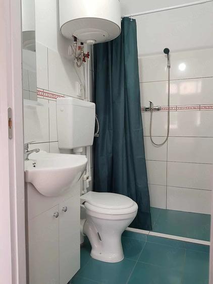 Garsonieră decomandată în Central