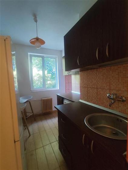 Apartament cu 2 camere decomandat în Sud