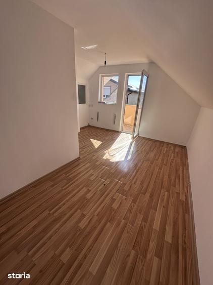 Casă cu 3 camere cu Teren 271 Mp în Valu lui Traian