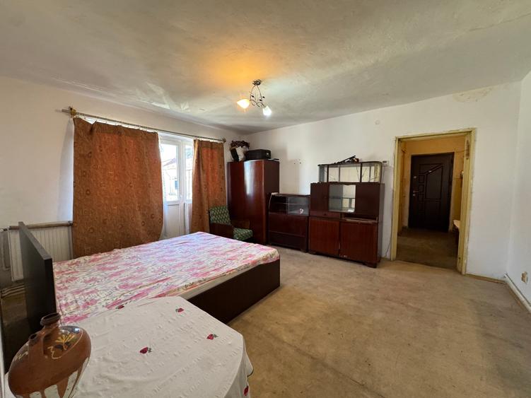 Apartament cu 2 camere semidecomandat în Zahana