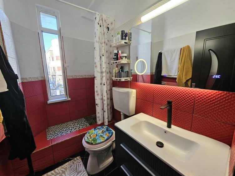 Apartament cu 2 camere în Unirii