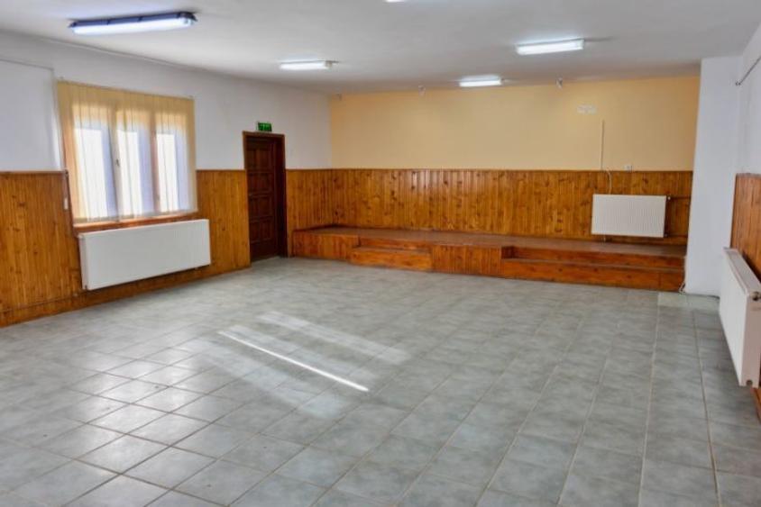 Casă cu 2 camere cu Teren 257 Mp în Zăbala