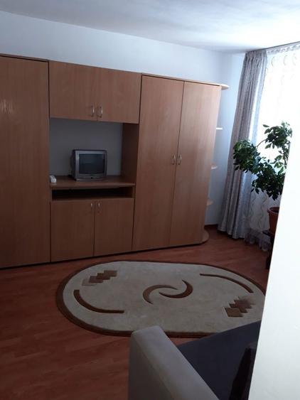 Garsonieră decomandată în Cățelu