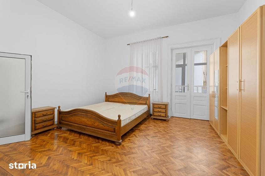 Casă cu 4 camere cu Teren 500 Mp în Podgoria