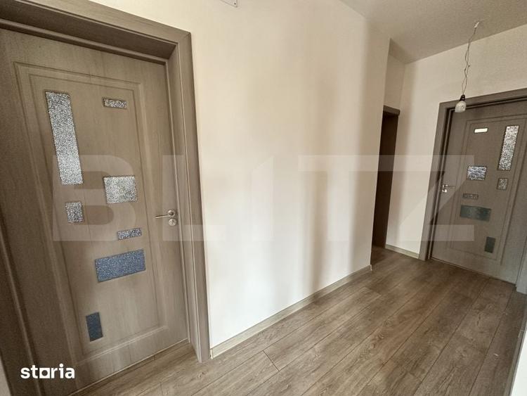 Casă cu 7 camere cu Teren 3200 Mp în Băcia