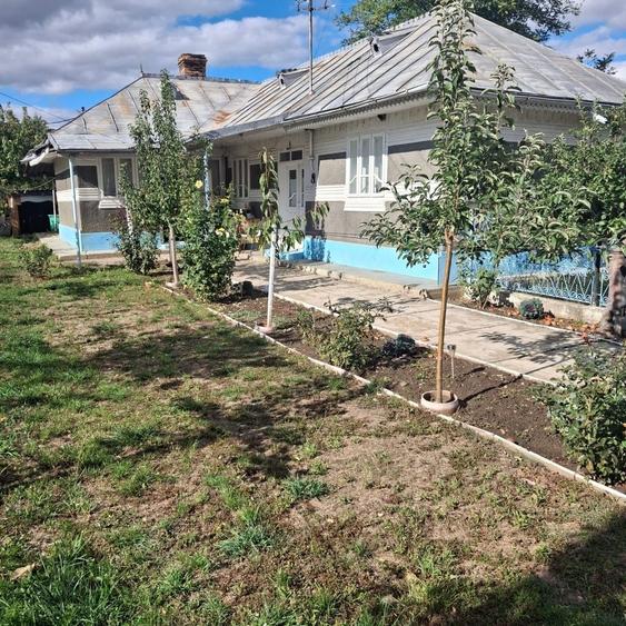 Casă cu 3 camere în Vetrișoaia