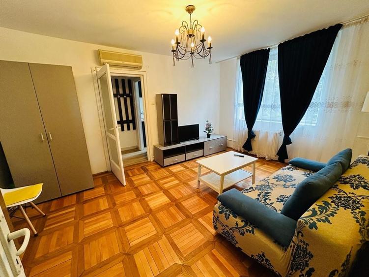 Apartament cu 2 camere semidecomandat, mobilat în Gara de Nord