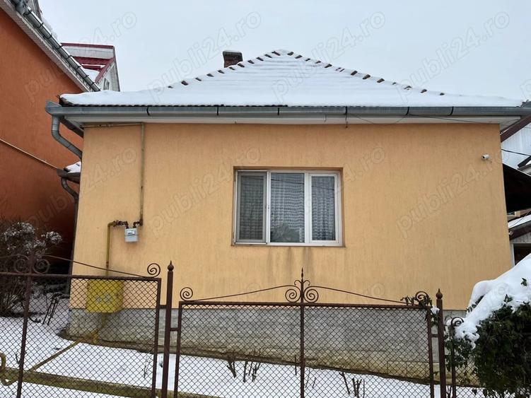 Casă cu 2 camere în Central