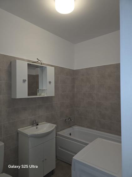 Casă cu 2 camere cu Teren 6 Mp în Central