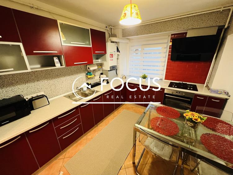 Apartament cu 4 camere decomandat, mobilat în Tei