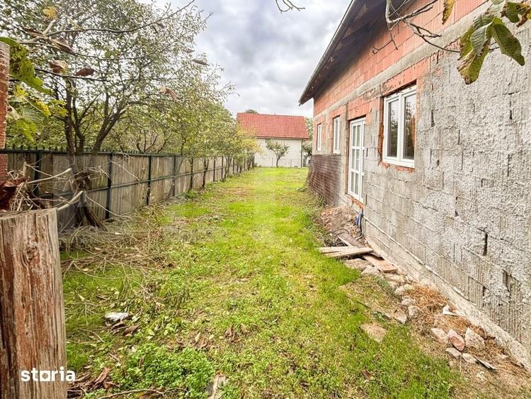 Casă cu 4 camere cu Teren 589 Mp în Jucu