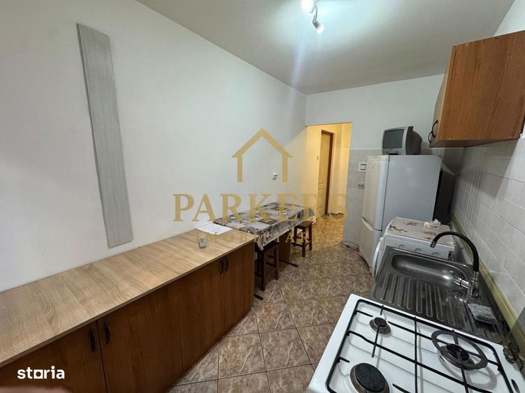 Apartament 2 camere decomandat, 50 mp utili, parter Zona 1 Decembrie - 2