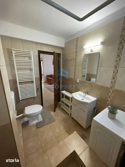 Casă cu 3 camere cu Canalizare în Dobroești