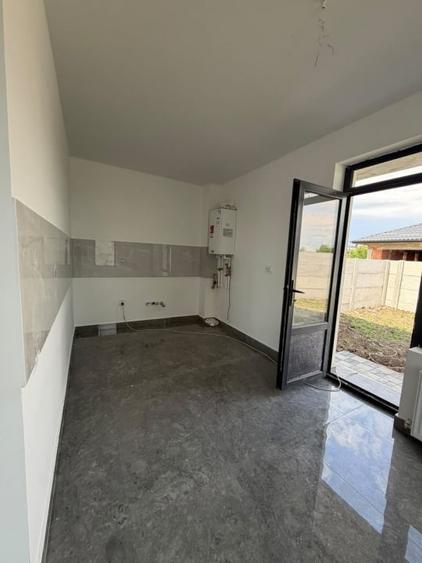 Duplex cu 4 camere cu Canalizare în Bragadiru