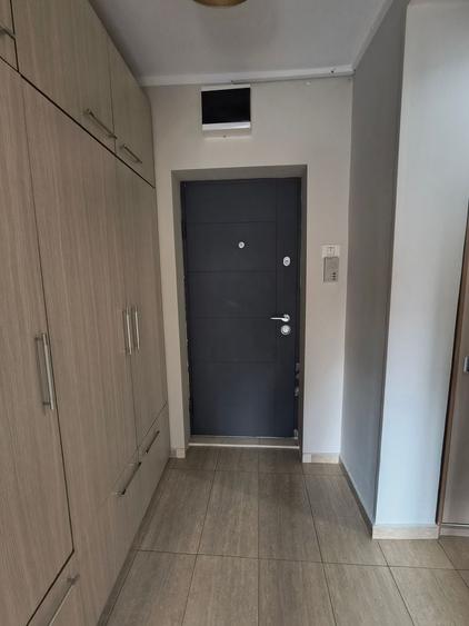 Garsonieră decomandată în P-ța Ovidiu