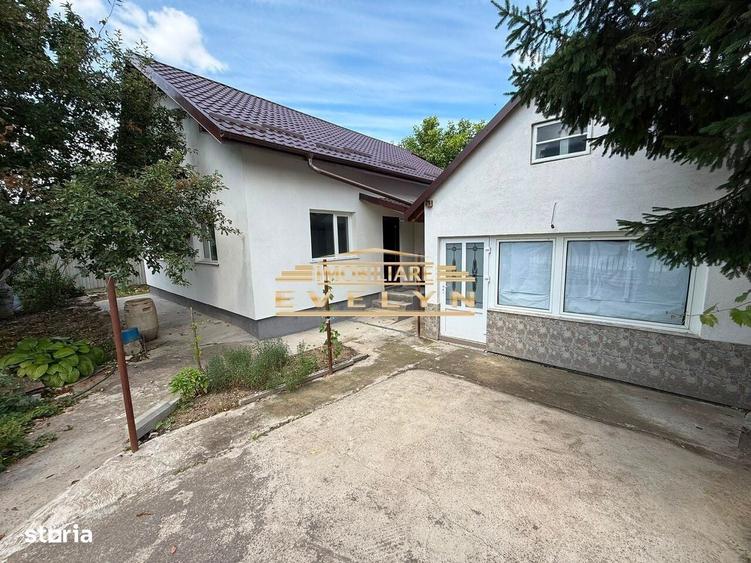 Casă cu 3 camere decomandat cu Teren 509 Mp în Central