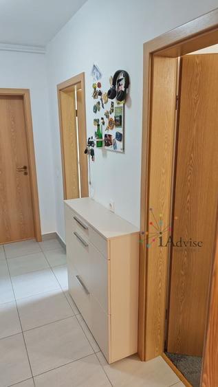 Apartament cu 2 camere decomandat în Tractorul