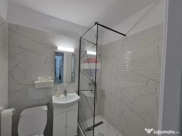 Apartament cu 3 camere semidecomandat în Sălaj