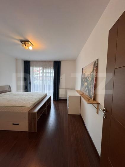 Apartament cu 3 camere decomandat, mobilat în Bună Ziua