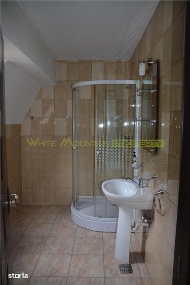 Spațiu comercial, de 500 mp, în Malaia