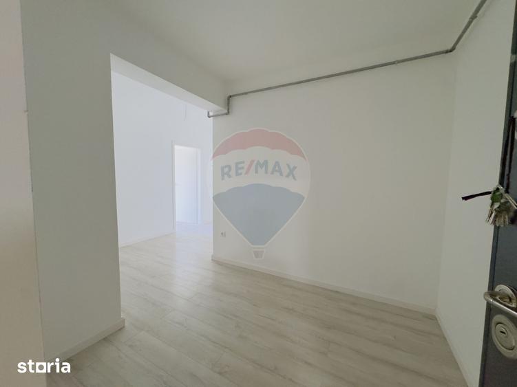 Apartament cu 2 camere decomandat în Oncea