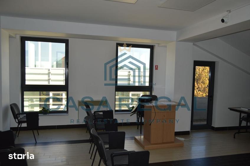 Spațiu comercial, de 200 mp, în Cantemir